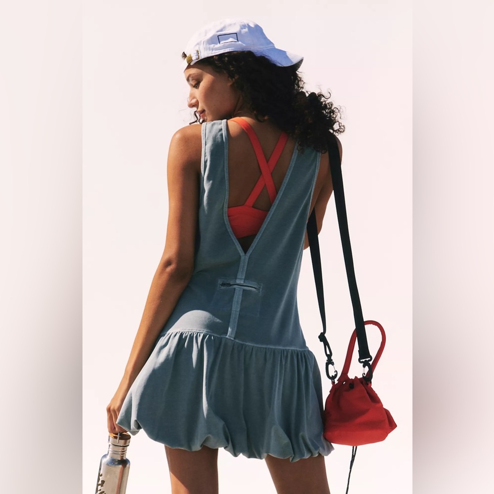Free People Hot Shot Bubble Set🦋